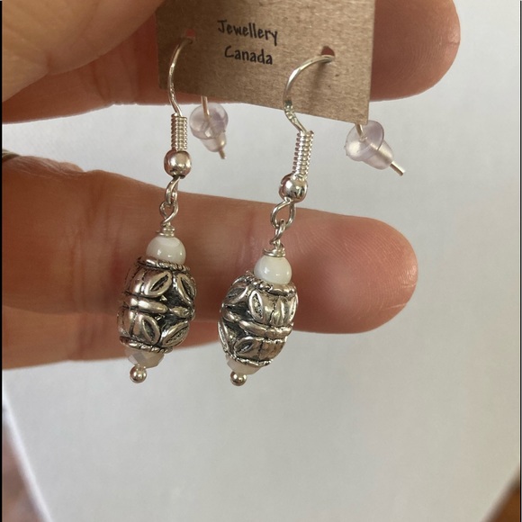 Mother of Pearl Bead Drop Earrings - Picture 2 of 2